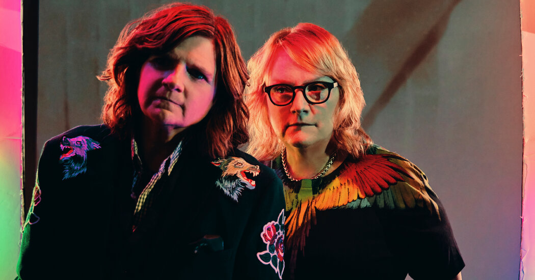 ‘It’s Only Life After All’ Review: Indigo Girls Documentary ‘It’s Only Life After All’ Review: Indigo Girls Documentary