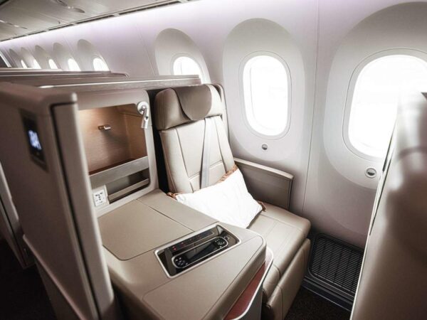 Man Takes Wife’s Business Class Upgrade and Leaves Her to Sit by Herself During Start of Their Honeymoon