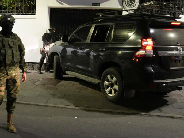 Mexico Breaks Diplomatic Ties With Ecuador After Embassy Arrest
