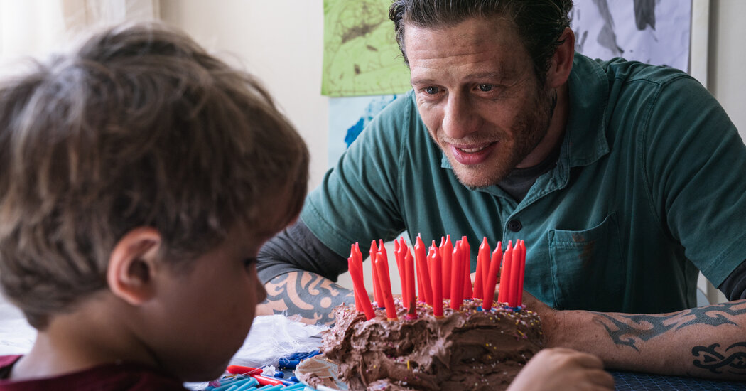 ‘Nowhere Special’ Review: Old Bonds, New Family ‘Nowhere Special’ Review: Old Bonds, New Family