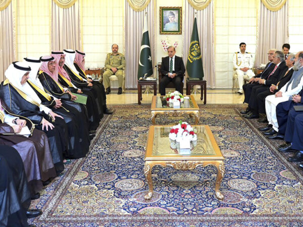 Pakistan’s premier calls for closer cooperation with Saudi Arabia to enhance investment in Pakistan