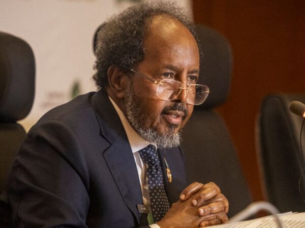 Somalia expels Ethiopian ambassador amid row over Somaliland port deal