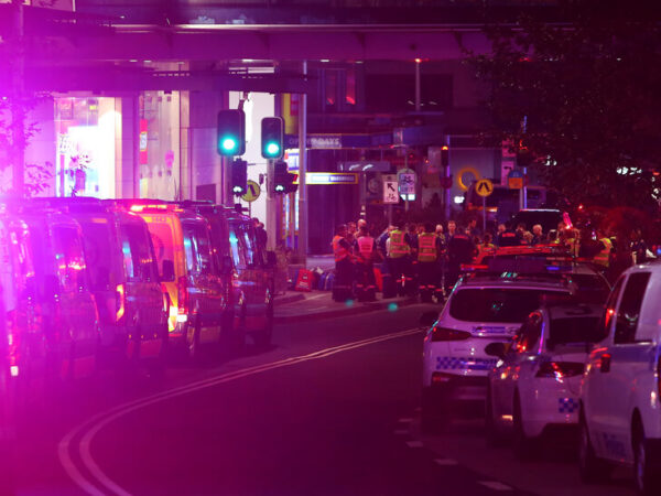 Stabbing Attack in Sydney Kills At Least 6
