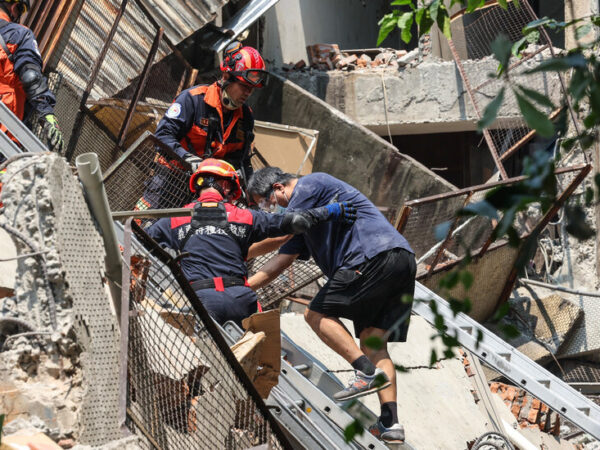 Taiwan Quake Damages Buildings and a Highway in Hualien