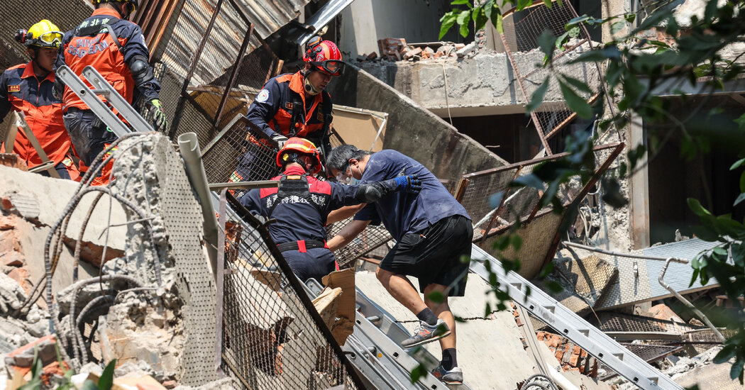 Taiwan Quake Damages Buildings and a Highway in Hualien