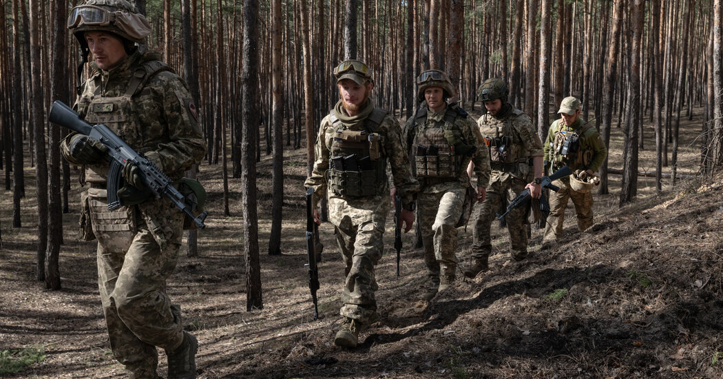 Zelensky Lowers Draft Age for Ukraine’s Depleted Army