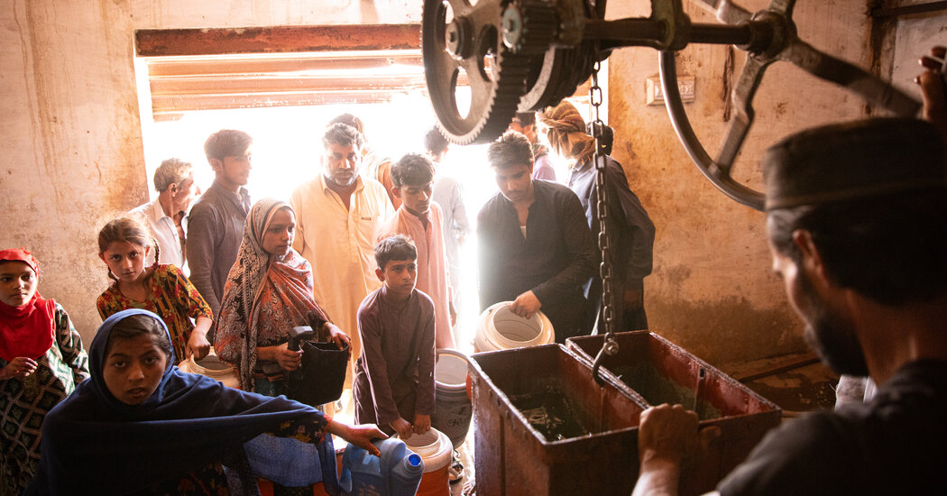 A Matter of Survival for Laborers Amid South Asia’s Heat Wave