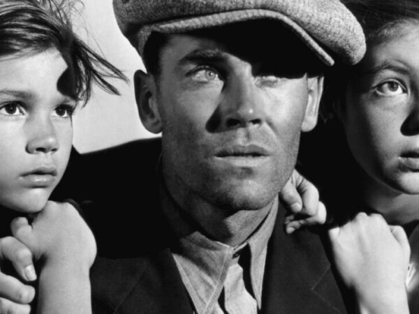 Darryl Hickman, Prolific Child Actor of the 1940s, Dies at 92
