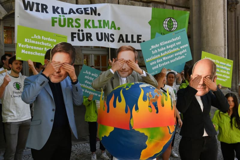 German court says government must tighten climate protection plan