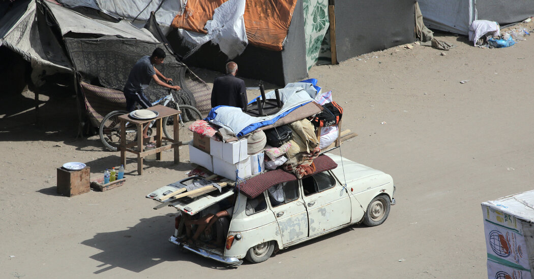 Middle East Crisis: More People Flee Rafah as Fears Rise of Full-Scale Invasion Middle East Crisis: More People Flee Rafah as Fears Rise of Full-Scale Invasion