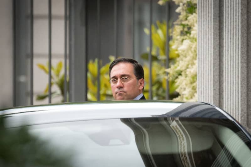 Spain summons Argentinian ambassador after Milei attacks Sánchez govt