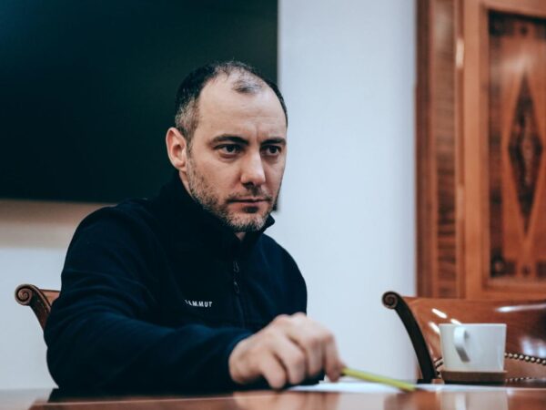 Ukraine Lawmakers Remove Powerful Infrastructure Minister as Zelenskiy Asserts Control