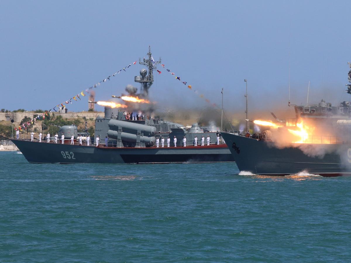 Ukraine said it destroyed a Russian minesweeper. ‘Another bad day for the Black Sea fleet’ — ministry.