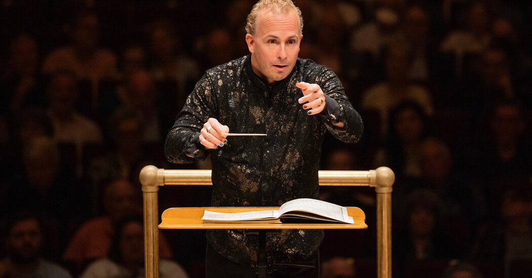 A Met Orchestra of Mixed Quality Returns to Carnegie Hall