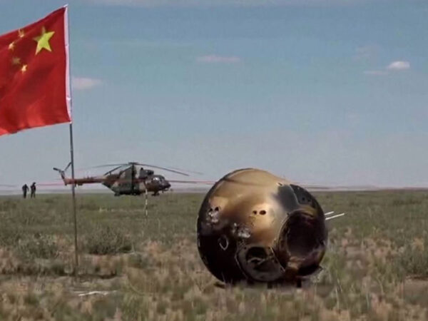Chinese Spacecraft Lands on Earth With First Samples in Human History from Far Side of Moon