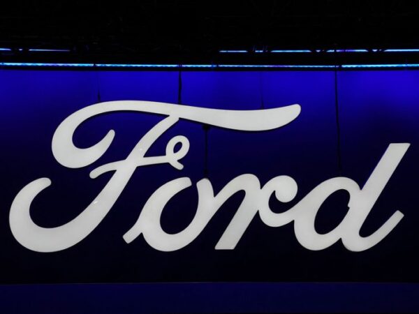 Ford tests shipping cars from Mexico’s Guaymas port to cut logistics costs