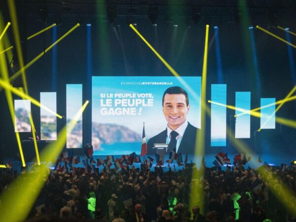 France’s National Rally Confirms Lead in Snap Election Polls