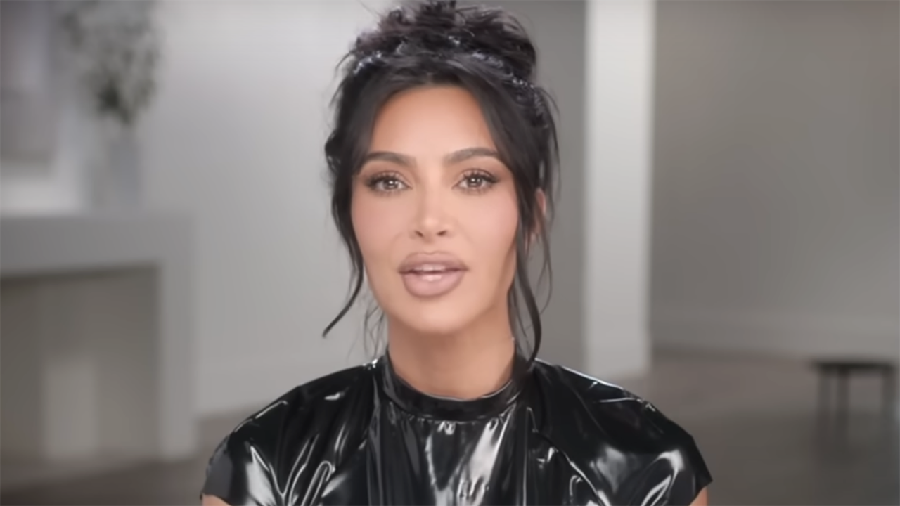 Kim Kardashian Says She Only Has 10 Years Left Where She’ll ‘Look Good’ Kim Kardashian Says She Only Has 10 Years Left Where She’ll ‘Look Good’