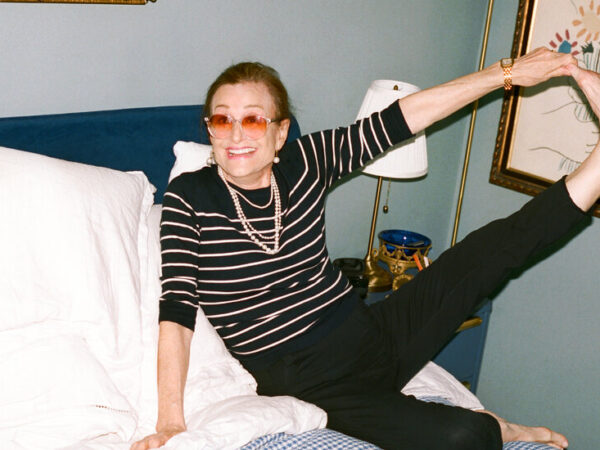 Linda Thompson Can’t Sing Her New Songs. Her Solution? ‘Proxy Music.’