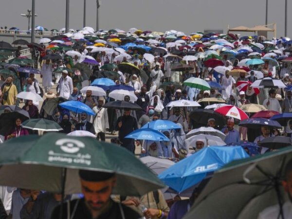 More than 1,300 pilgrims died during Hajj pilgrimage marked by extreme heat