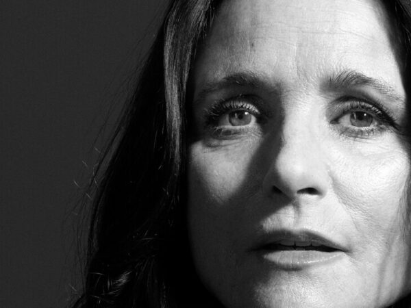 ‘The Interview’: The Darker Side of Julia Louis-Dreyfus