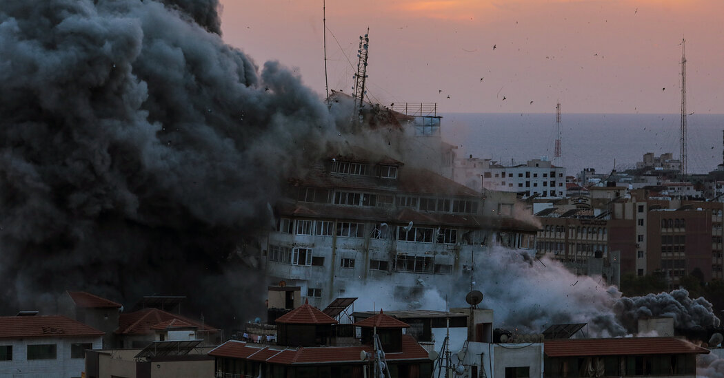 What We Know About the U.N. Report on Israeli and Palestinian War Crimes