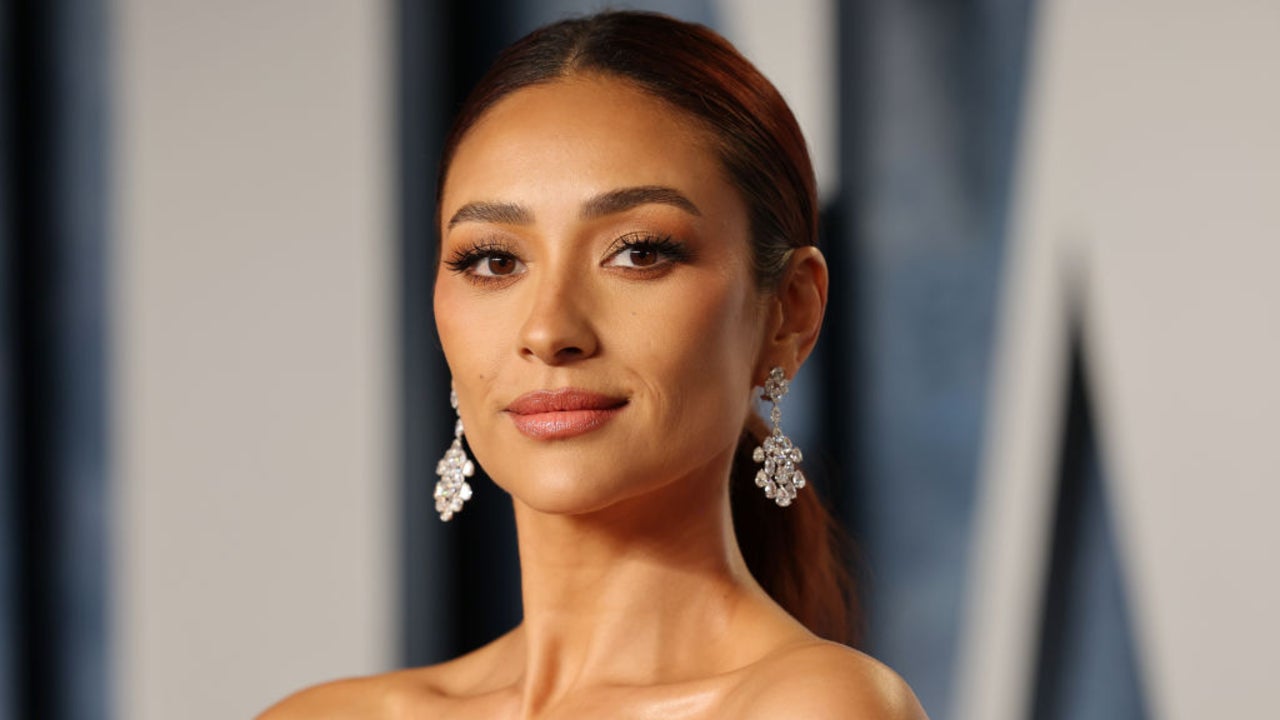 Why Shay Mitchell Is Hesitant to Watch ‘Pretty Little Liars’ With Daughter Atlas