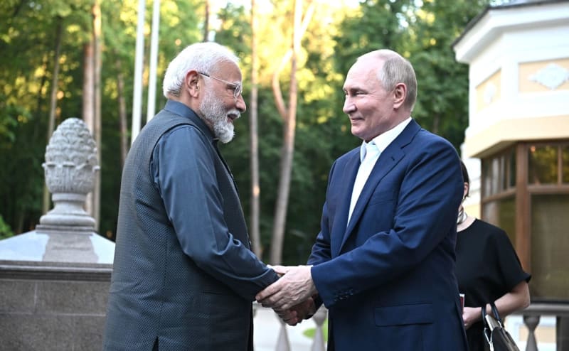 India’s PM Modi meets Putin in Russia, plans to discuss Ukraine peace India’s PM Modi meets Putin in Russia, plans to discuss Ukraine peace