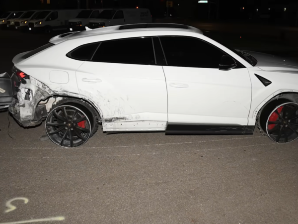 Lamborghini Urus Loses Tires, Keeps Driving on Rims in 120-MPH Police Chase