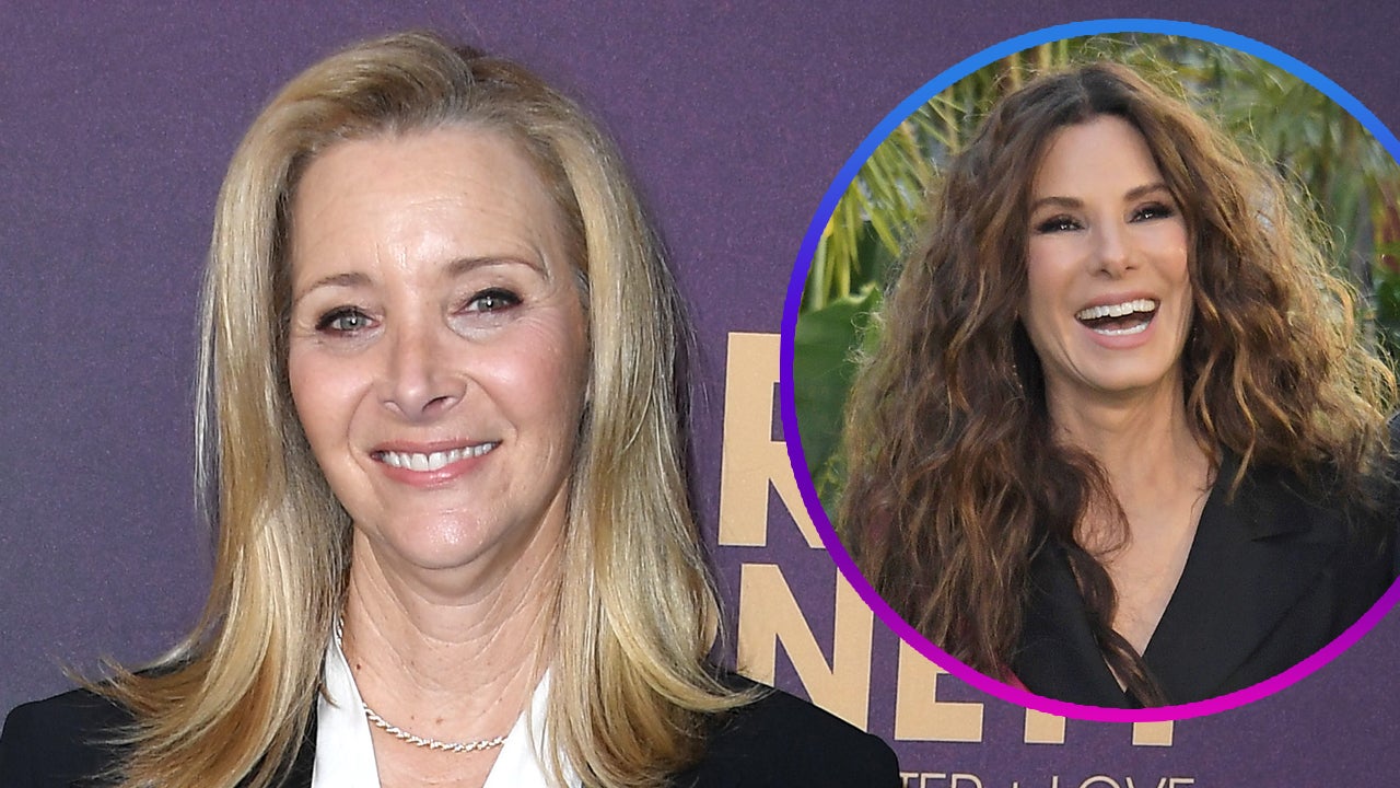 Lisa Kudrow Says Sandra Bullock Once Accidentally Called Her ‘Phoebe’ in Real Life Lisa Kudrow Says Sandra Bullock Once Accidentally Called Her ‘Phoebe’ in Real Life