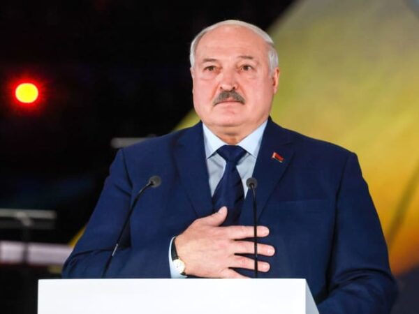 Lukashenko sees easing of tensions on the border with Ukraine