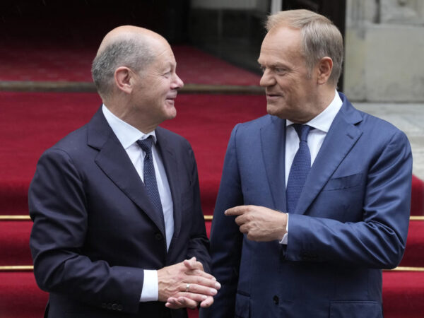 Polish, German governments meet to mend ties after 6 years of reserve