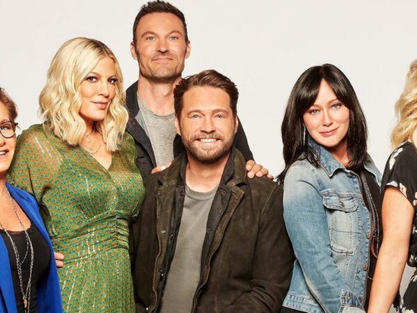 Shannen Doherty’s '90210' Co-Stars Jason Priestley, Brian Austin Green & More Remember Late Actress