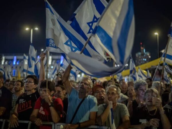 Thousands of Israelis take to streets demanding a hostage deal