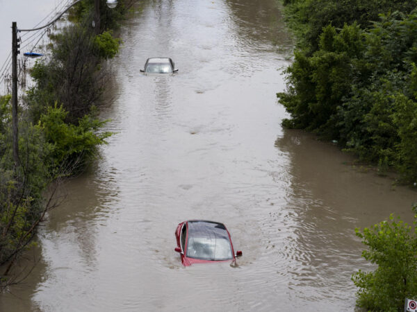 Toronto cleans up after storm as Trudeau says better infrastructure needed for future