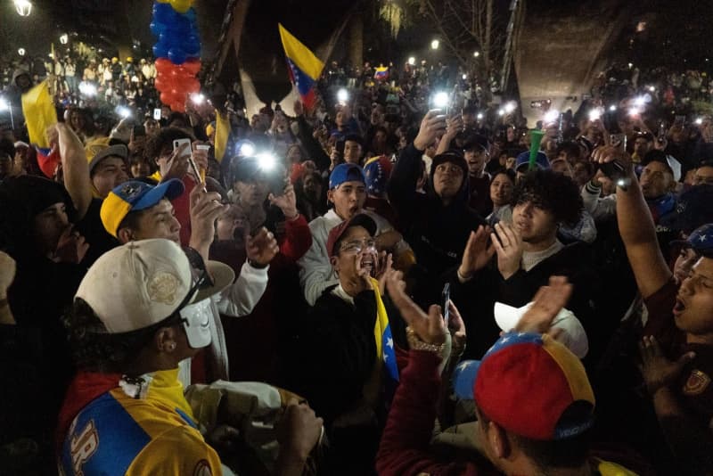 Venezuela’s opposition claims victory in presidential election Venezuela’s opposition claims victory in presidential election