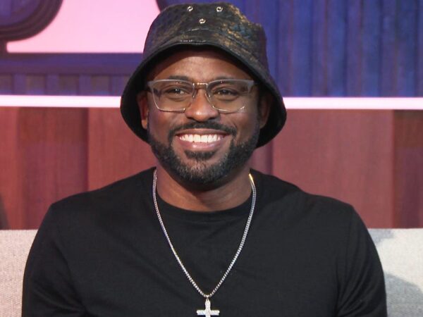 Wayne Brady on Coming Out as Pansexual and Unconventional Family Reality Show | Spilling the E-Tea