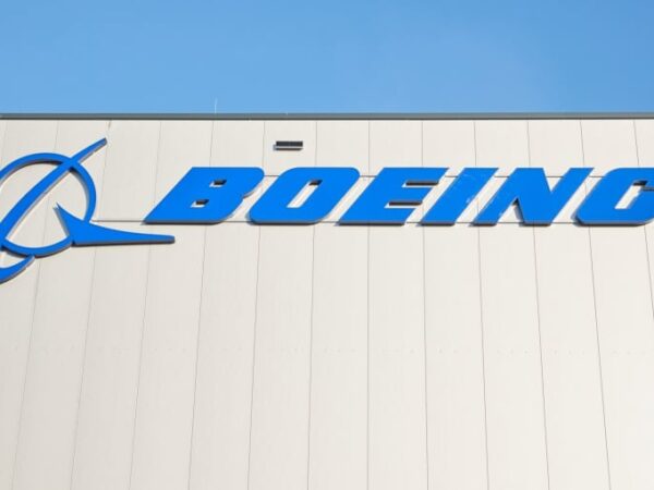 Boeing finalizes order with Israel’s EL AL for up to 31 737 MAX jets