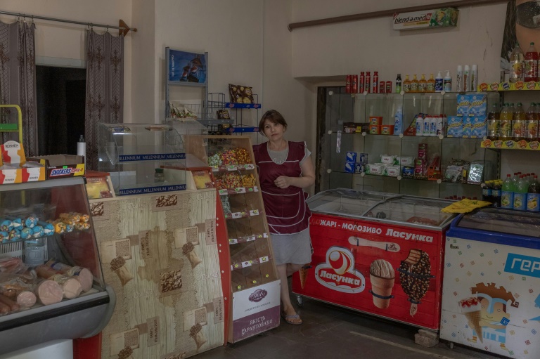 In war-fatigued east Ukraine, Zelensky loses his shine