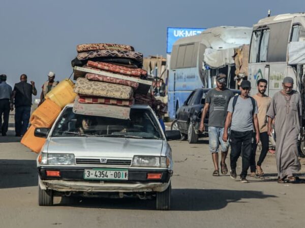 Israel calls on residents in the north of Khan Younis to flee