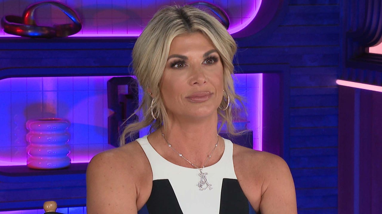 'RHOC's Alexis Bellino on Standing Up for John Janssen and the Shannon Beador DUI Video Threat 'RHOC's Alexis Bellino on Standing Up for John Janssen and the Shannon Beador DUI Video Threat