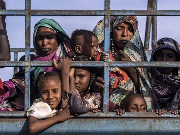 Sudan peace talks start – but neither side shows up