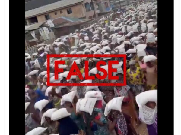 Video of Nigerians receiving rice donations is old and unrelated to protests