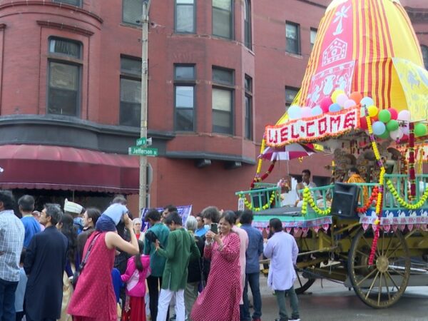 Festival of Joy returns to downtown Bloomington