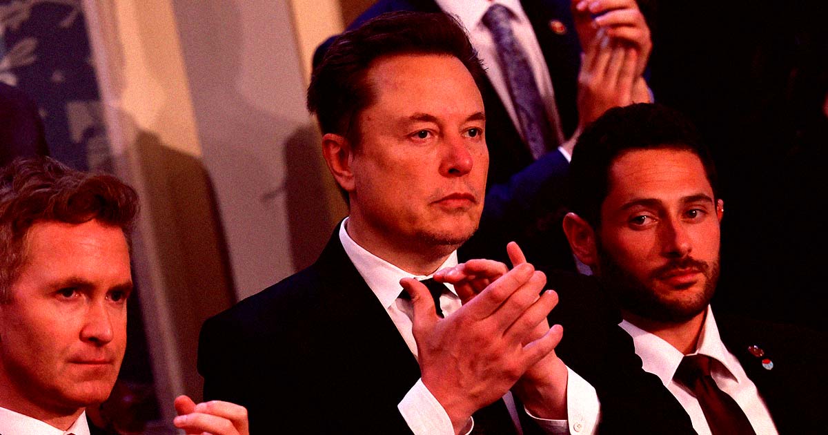 Gullible Elon Musk Got Fooled Into Sharing Putin-Backed Propaganda Meme Gullible Elon Musk Got Fooled Into Sharing Putin-Backed Propaganda Meme