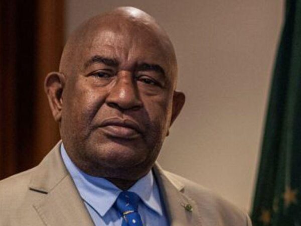 Man who attacked Comoros president dies in cell
