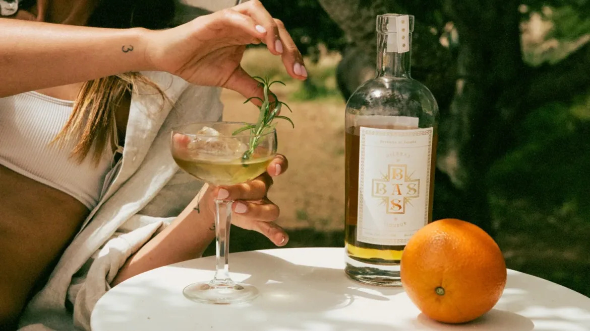 This Award-Winning Herbal Liqueur From Ibiza Is Spain’s Best Kept Secret This Award-Winning Herbal Liqueur From Ibiza Is Spain’s Best Kept Secret