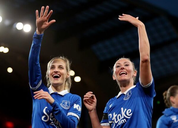 Toni Duggan: Former Everton, Man City, Barcelona and England forward announces retirement from football aged 33 | Football News