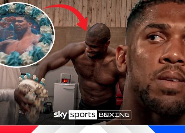 Tyson Fury vs Anthony Joshua ‘makes all the sense in the world’ whether they win or lose their next fights, says Top Rank president | Boxing News