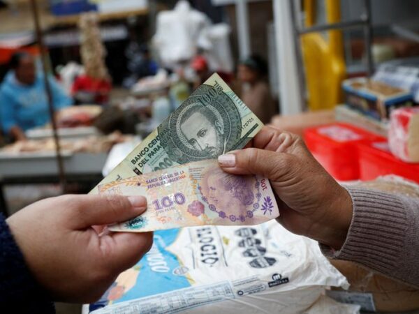 Argentina September inflation seen at lowest since late 2021